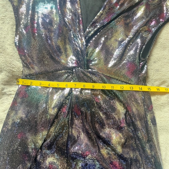 Womens dress - Picture 11 of 12